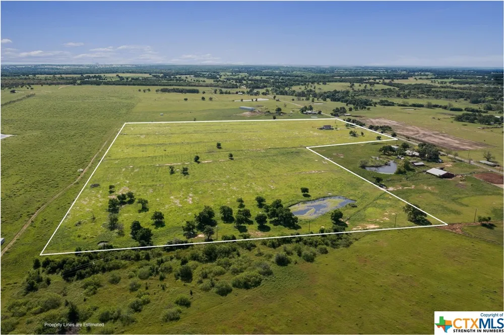 459 County Road 450 Thorndale, TX 76577