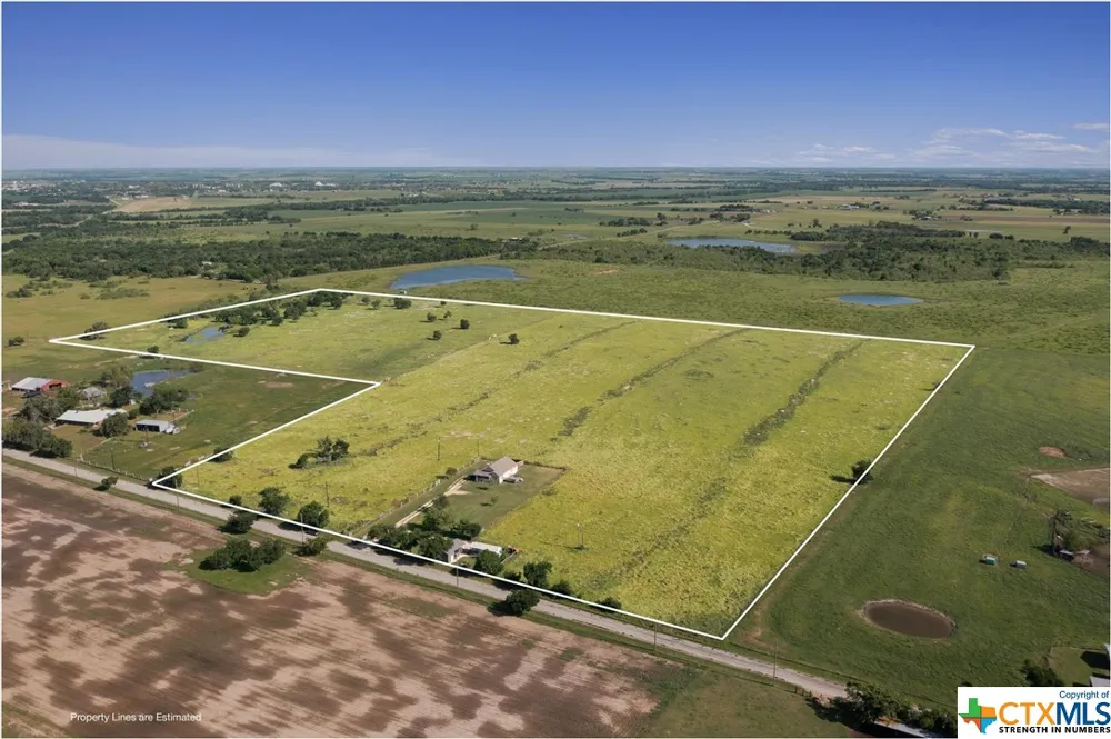 459 County Road 450 Thorndale, TX 76577