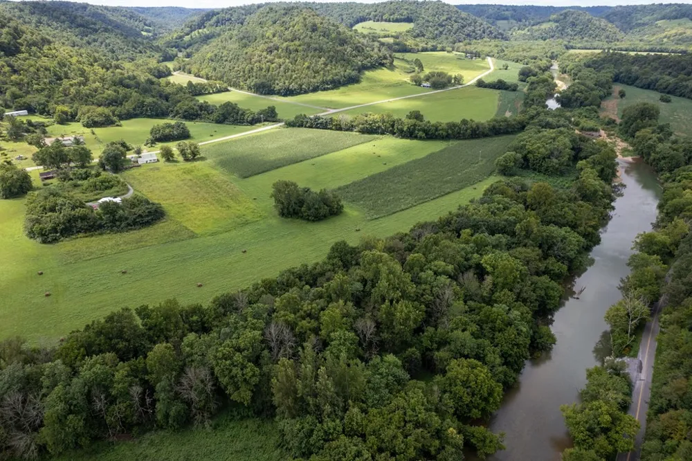 12493 Dodson Branch Gainesboro, TN 38562