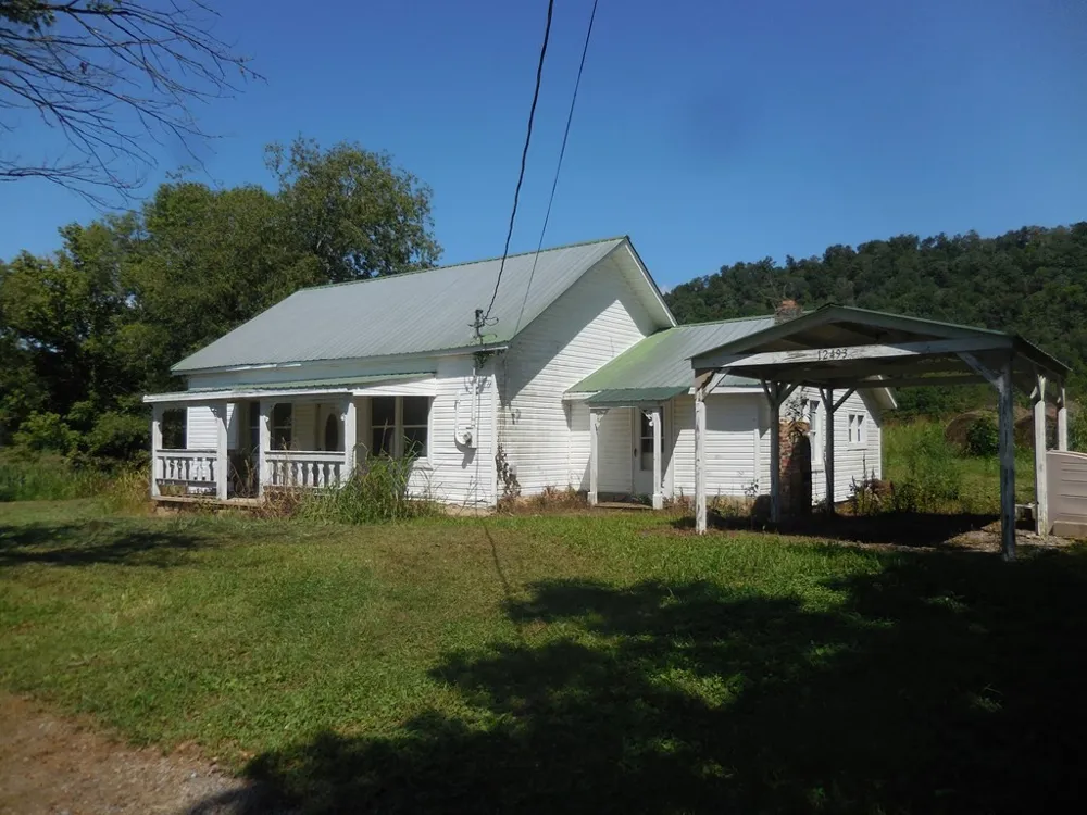 12493 Dodson Branch Gainesboro, TN 38562