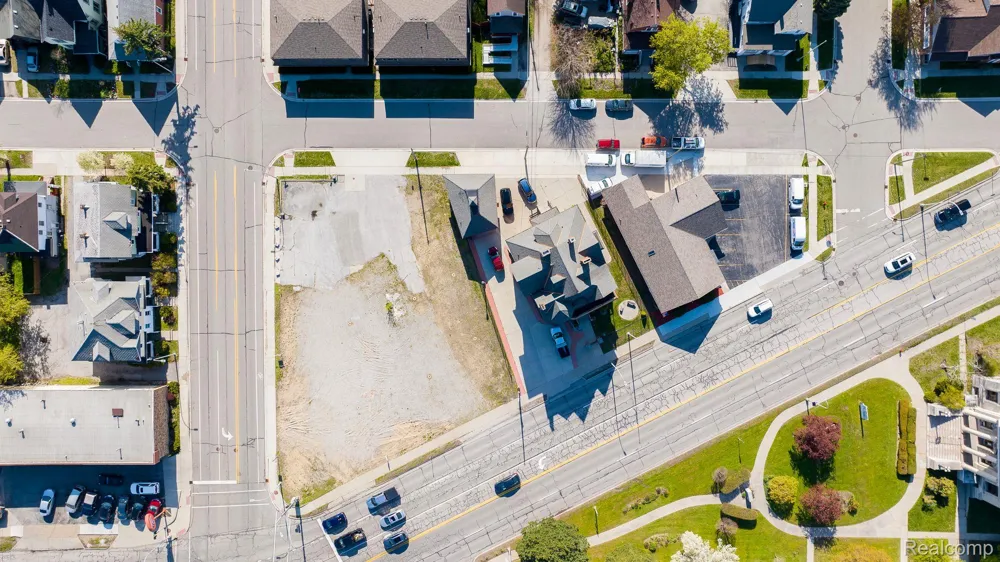 805 PINE GROVE AVENUE Port Huron City, MI 48060