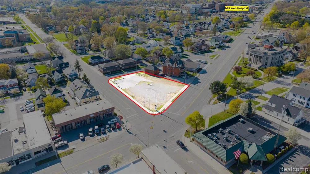 805 PINE GROVE AVENUE Port Huron City, MI 48060