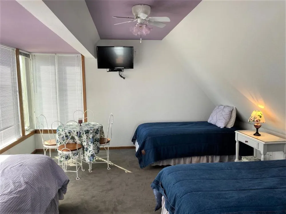 122 2nd Avenue Santa Cruz, CA 95062