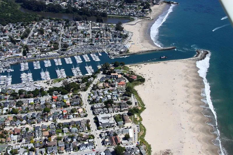 122 2nd Avenue Santa Cruz, CA 95062
