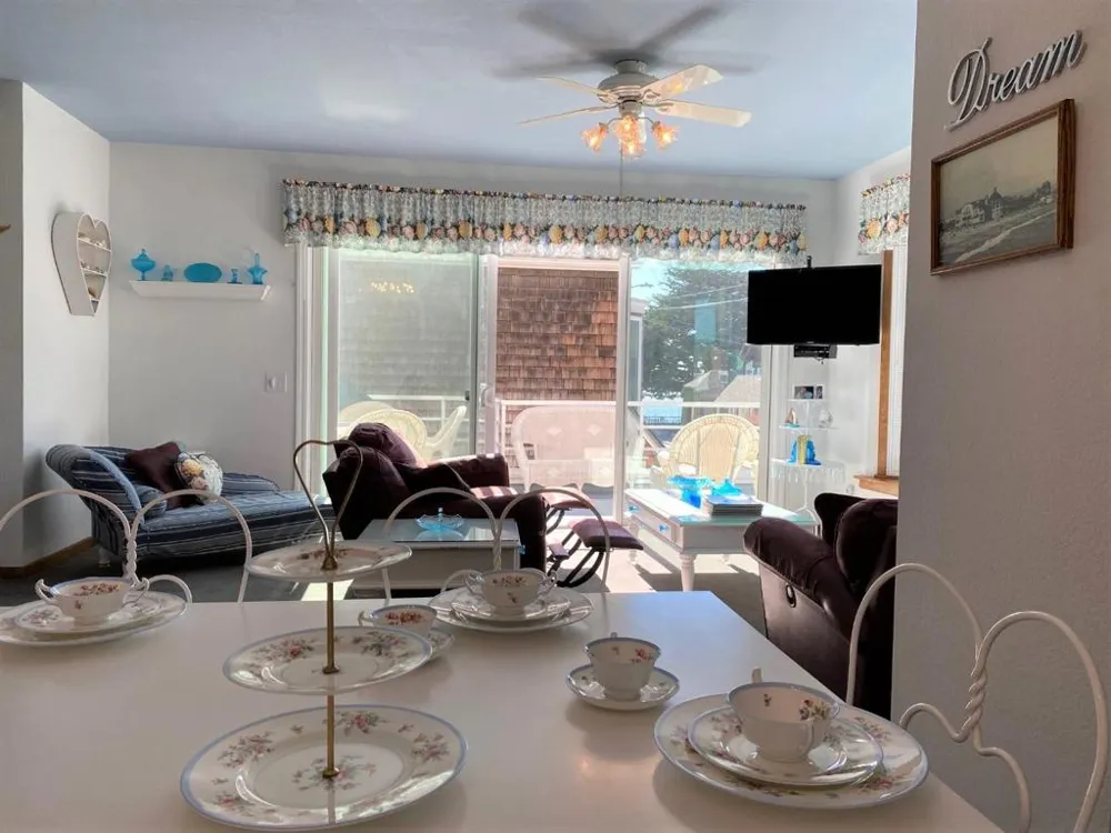 122 2nd Avenue Santa Cruz, CA 95062