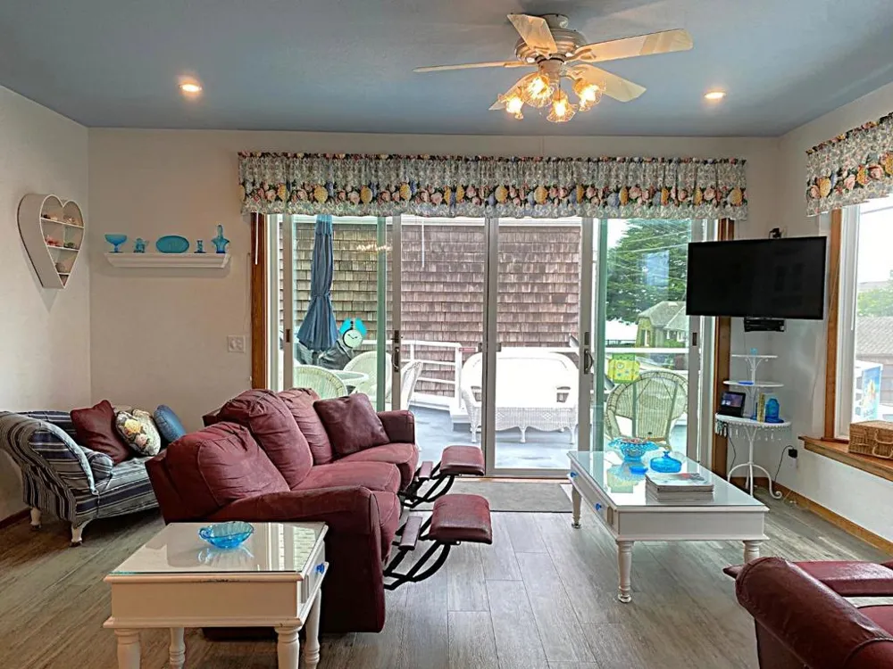 122 2nd Avenue Santa Cruz, CA 95062