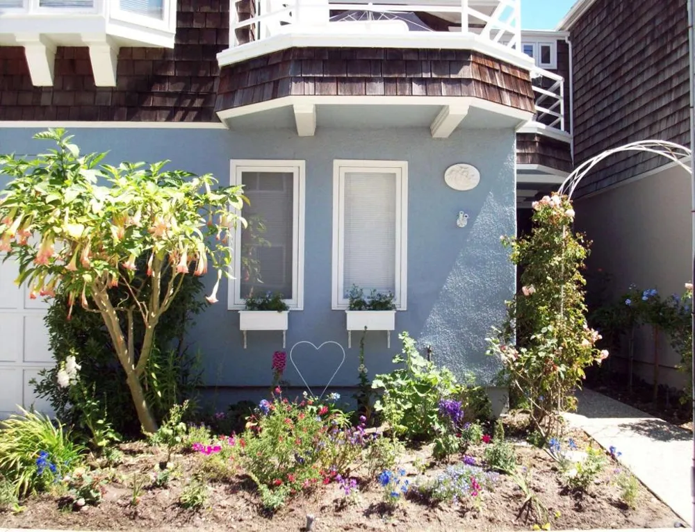 122 2nd Avenue Santa Cruz, CA 95062