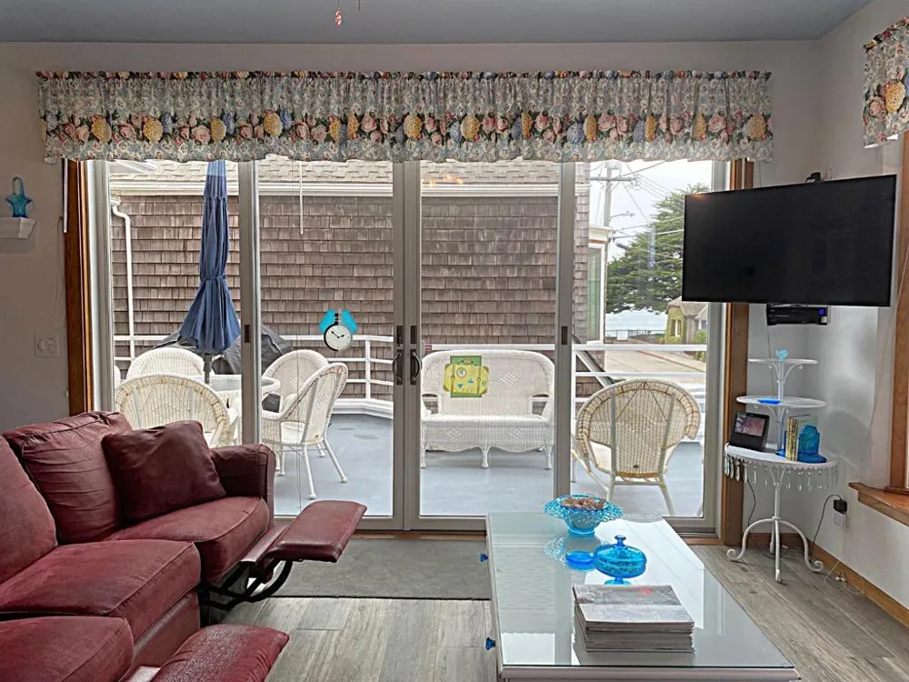 122 2nd Avenue Santa Cruz, CA 95062