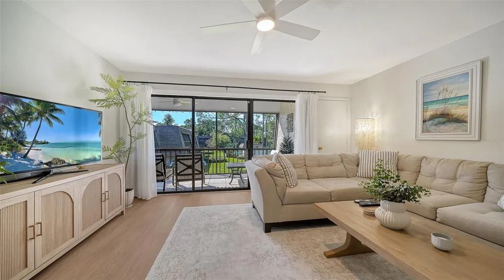 4616 RINGWOOD MEADOW #20 Sarasota, FL 34235