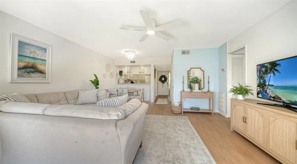 4616 RINGWOOD MEADOW #20 Sarasota, FL 34235