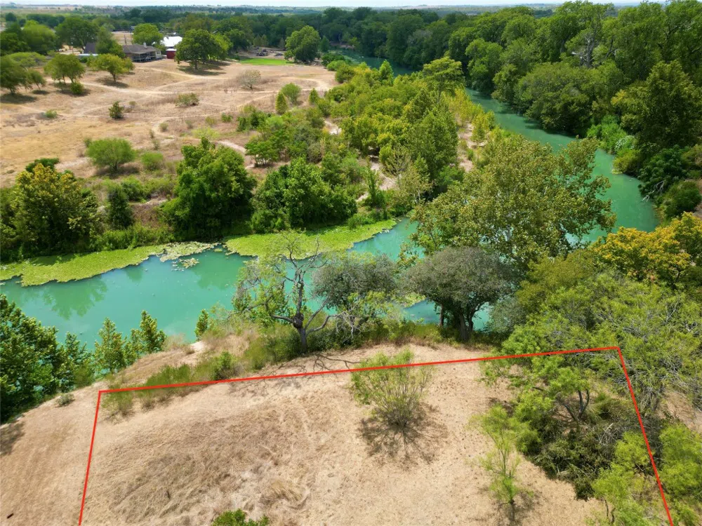 1 NW River Road Martindale, TX 78655