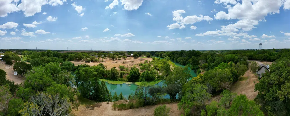 1 NW River Road Martindale, TX 78655