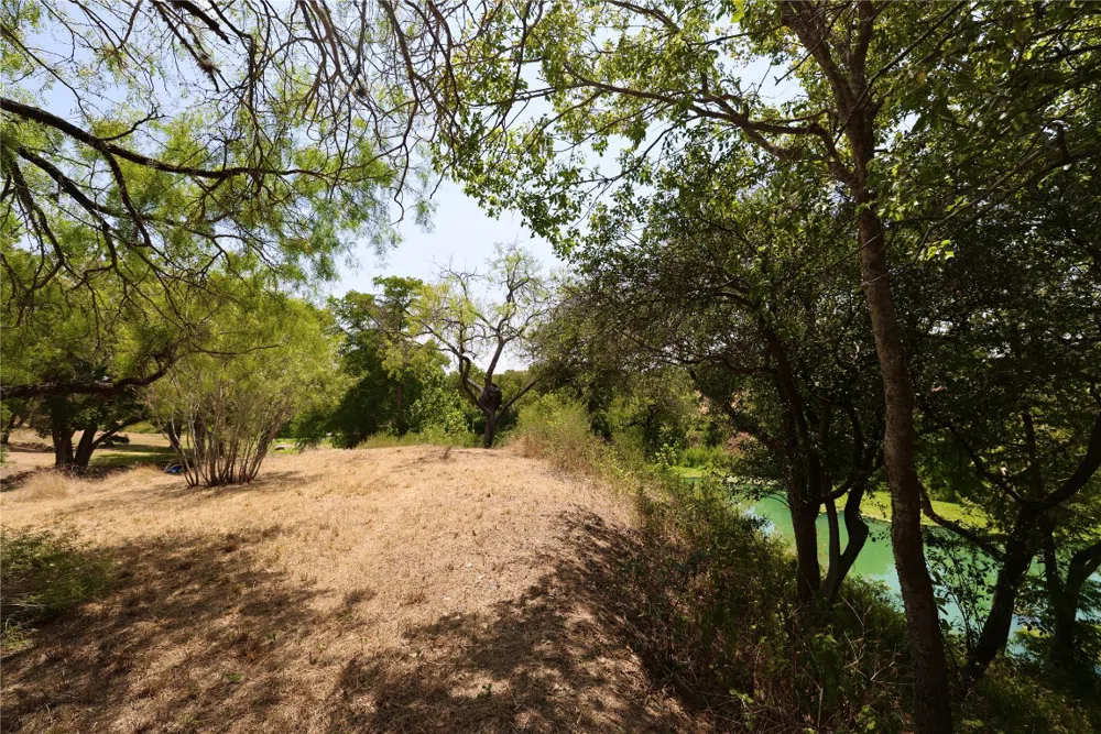 1 NW River Road Martindale, TX 78655