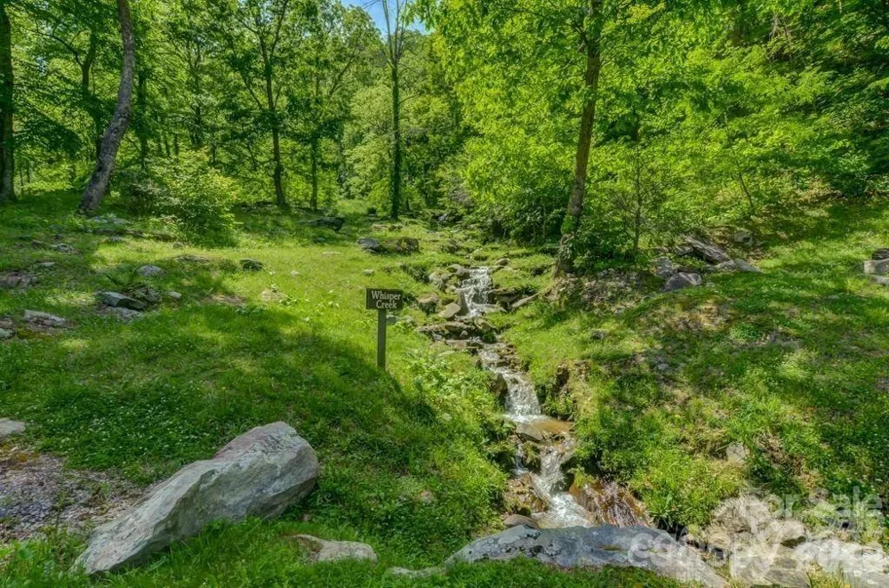 580 Freemont Drive Leicester, NC 28748