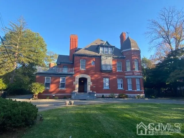527-33 W 8th Street Plainfield, NJ 07060