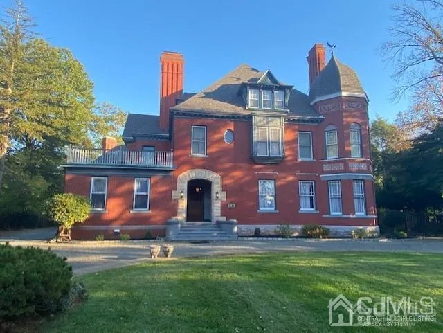 527-33 W 8th Street Plainfield, NJ 07060