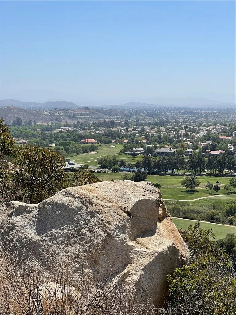 11 Via Vista Grande Murrieta, CA 92562