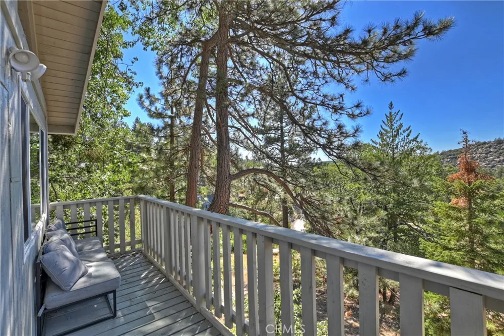 33026 Donner Lane Arrowbear, CA 92382
