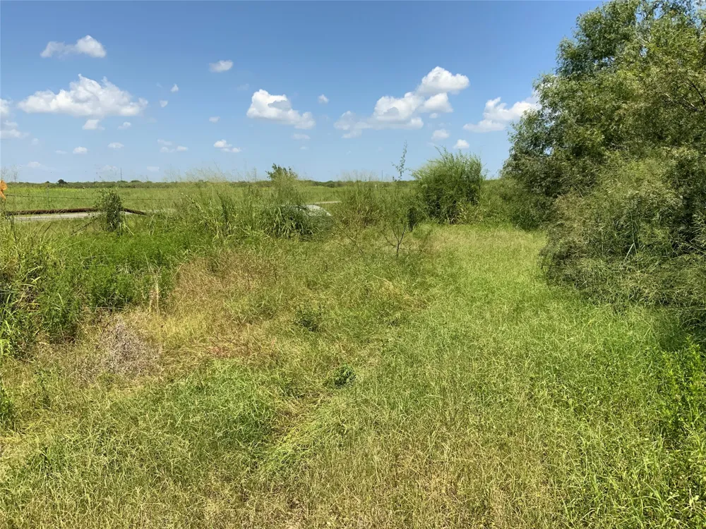 14135 County Road 1144 Sinton, TX 78387