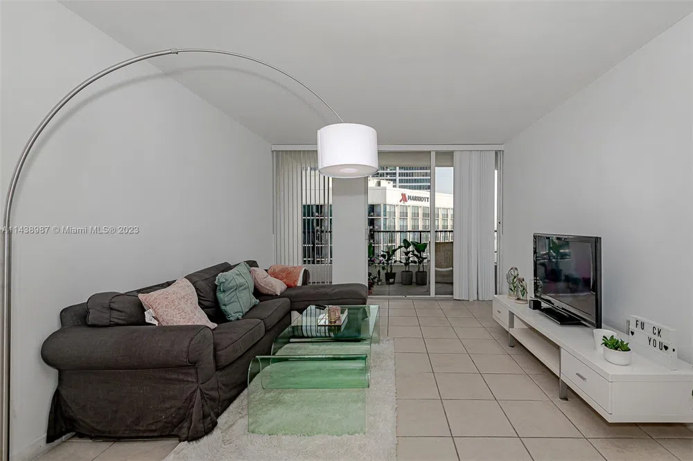 555 NE 15th St #32E Miami, FL 33132