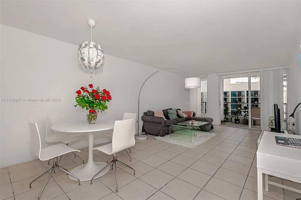 555 NE 15th St #32E Miami, FL 33132