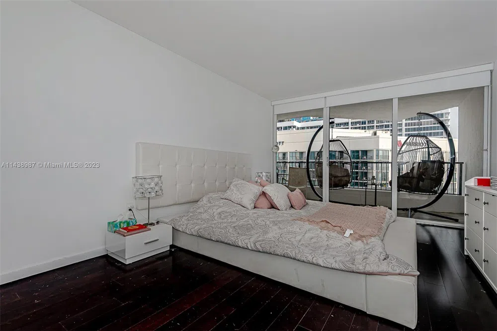 555 NE 15th St #32E Miami, FL 33132