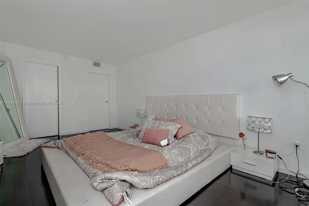 555 NE 15th St #32E Miami, FL 33132