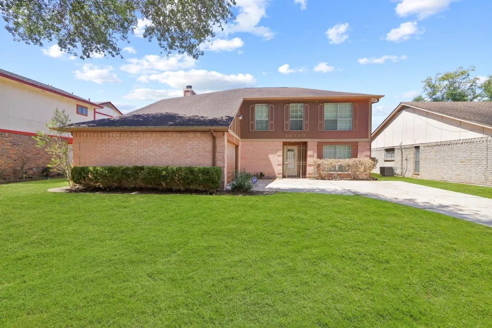16710 Lost Quail Drive Houston, TX 77489