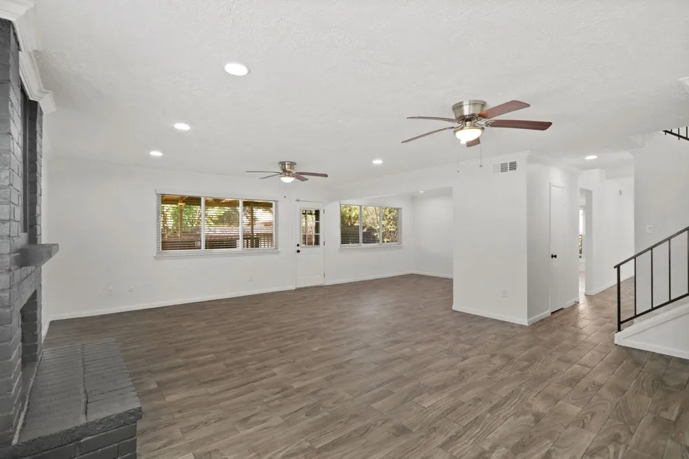 16710 Lost Quail Drive Houston, TX 77489