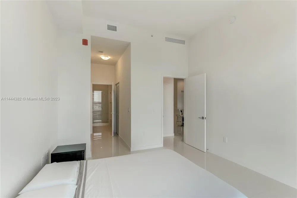 7825 NW 107th Ave #816 Doral, FL 33178