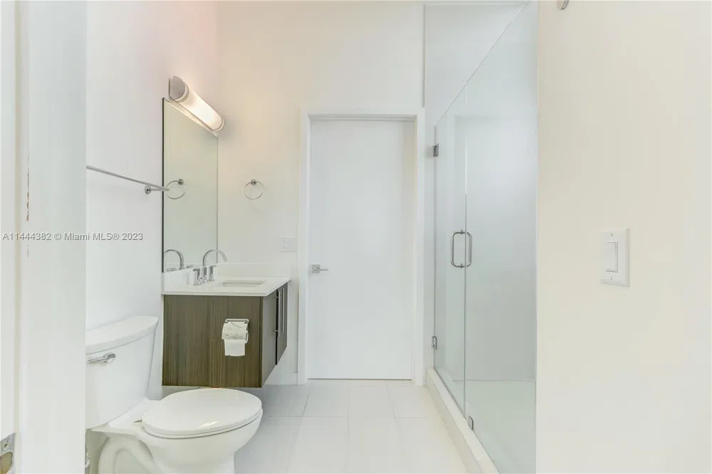 7825 NW 107th Ave #816 Doral, FL 33178