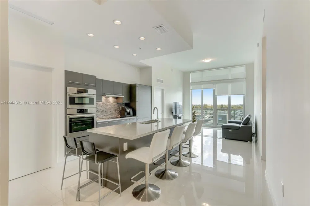 7825 NW 107th Ave #816 Doral, FL 33178