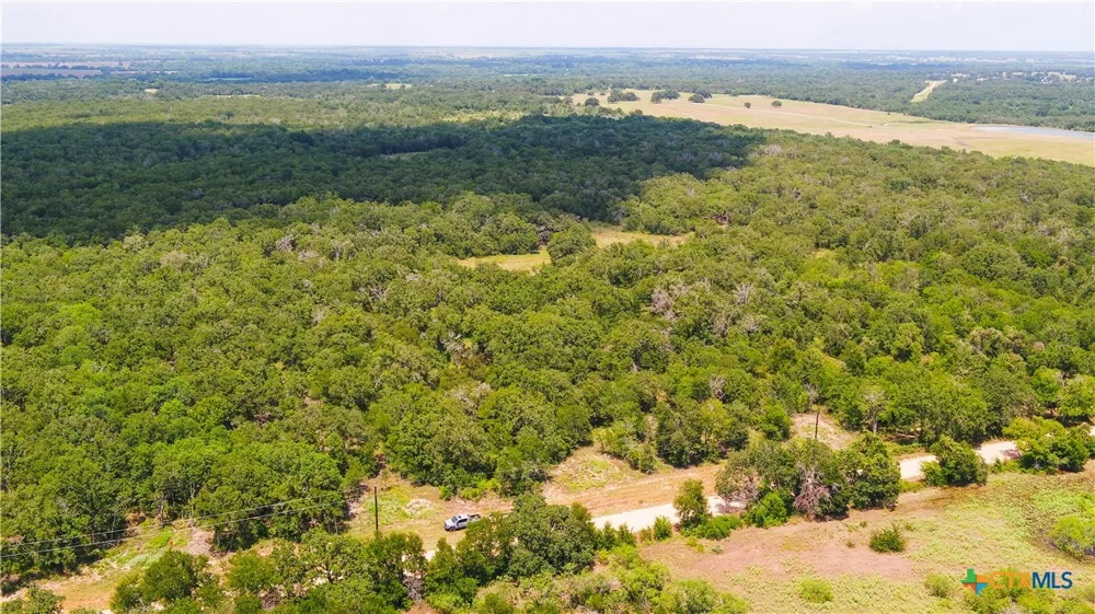 418 County Road 405 Buckholts, TX 76518