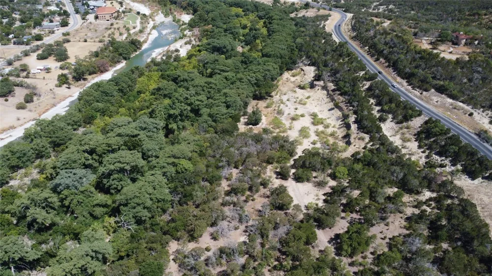 790 Thompson Drive S Kerrville, TX 78028