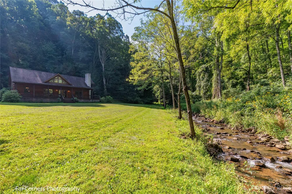 228 Chestnut Mountain Road Canton, NC 28716