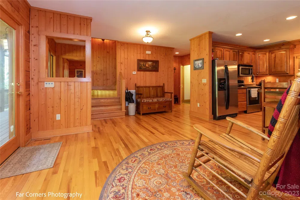 228 Chestnut Mountain Road Canton, NC 28716