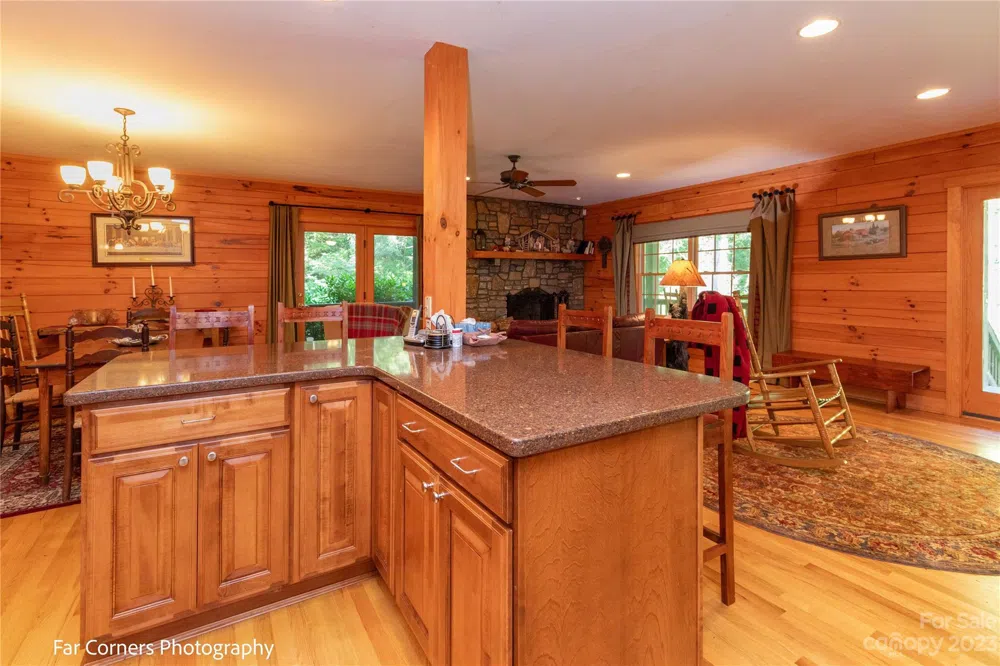 228 Chestnut Mountain Road Canton, NC 28716