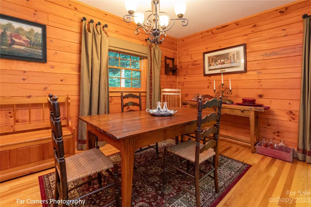 228 Chestnut Mountain Road Canton, NC 28716