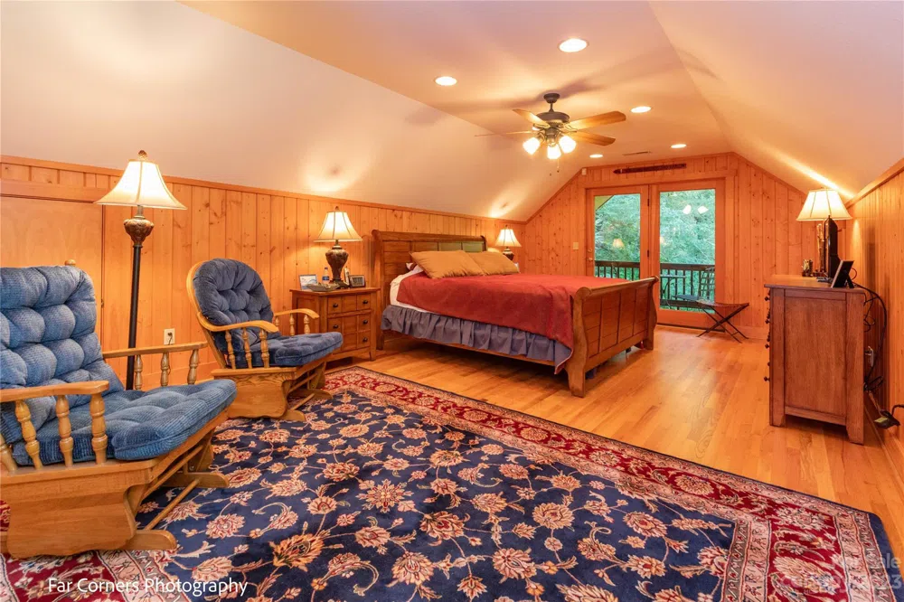 228 Chestnut Mountain Road Canton, NC 28716