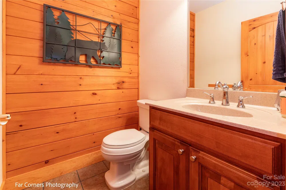 228 Chestnut Mountain Road Canton, NC 28716