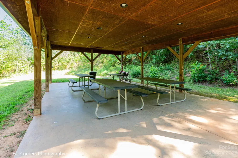 228 Chestnut Mountain Road Canton, NC 28716