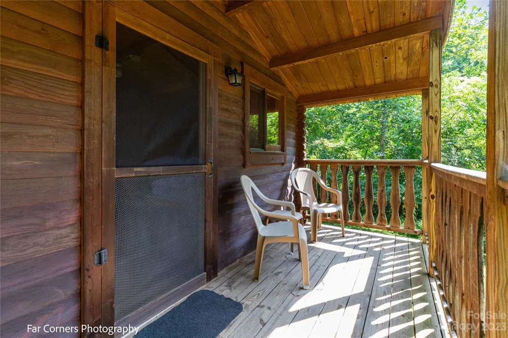 228 Chestnut Mountain Road Canton, NC 28716