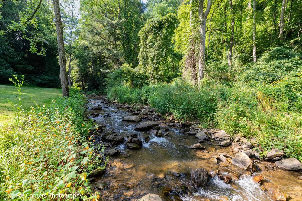 228 Chestnut Mountain Road Canton, NC 28716