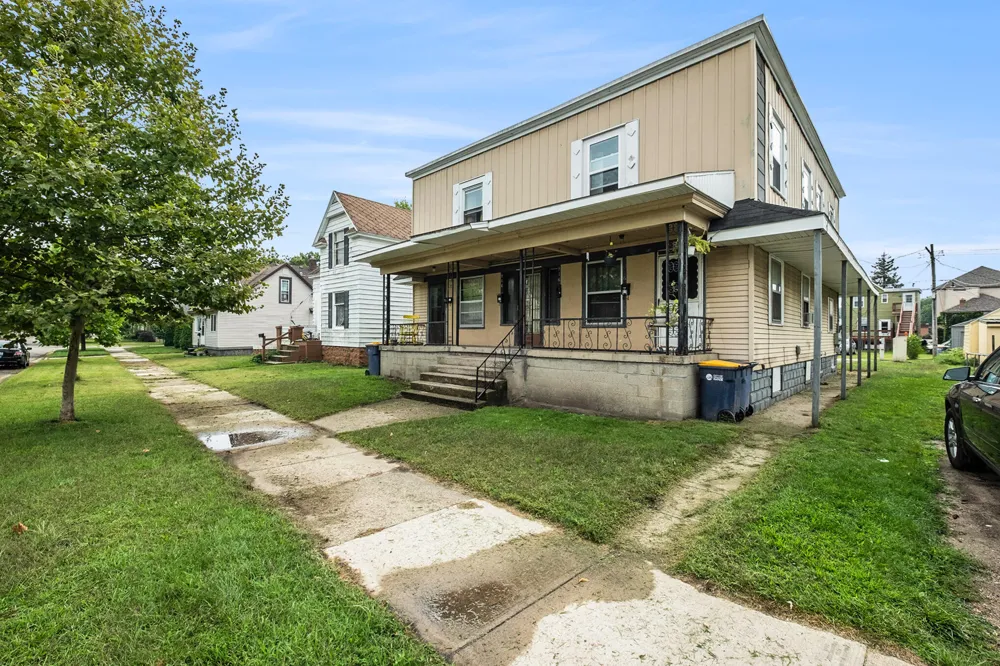 914 Courtney Street NW Grand Rapids, MI 49504