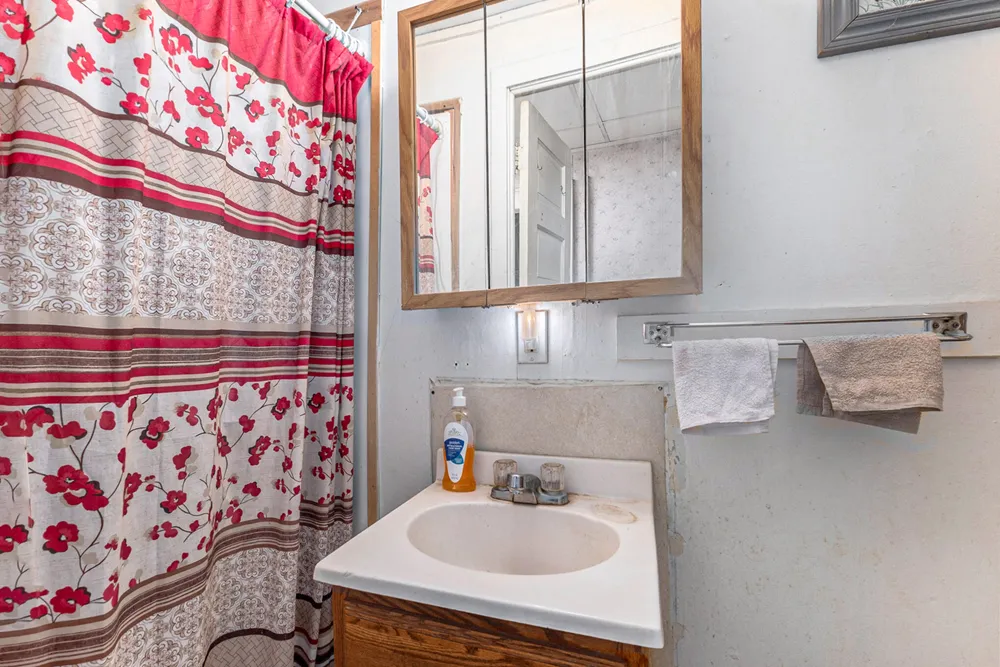 914 Courtney Street NW Grand Rapids, MI 49504