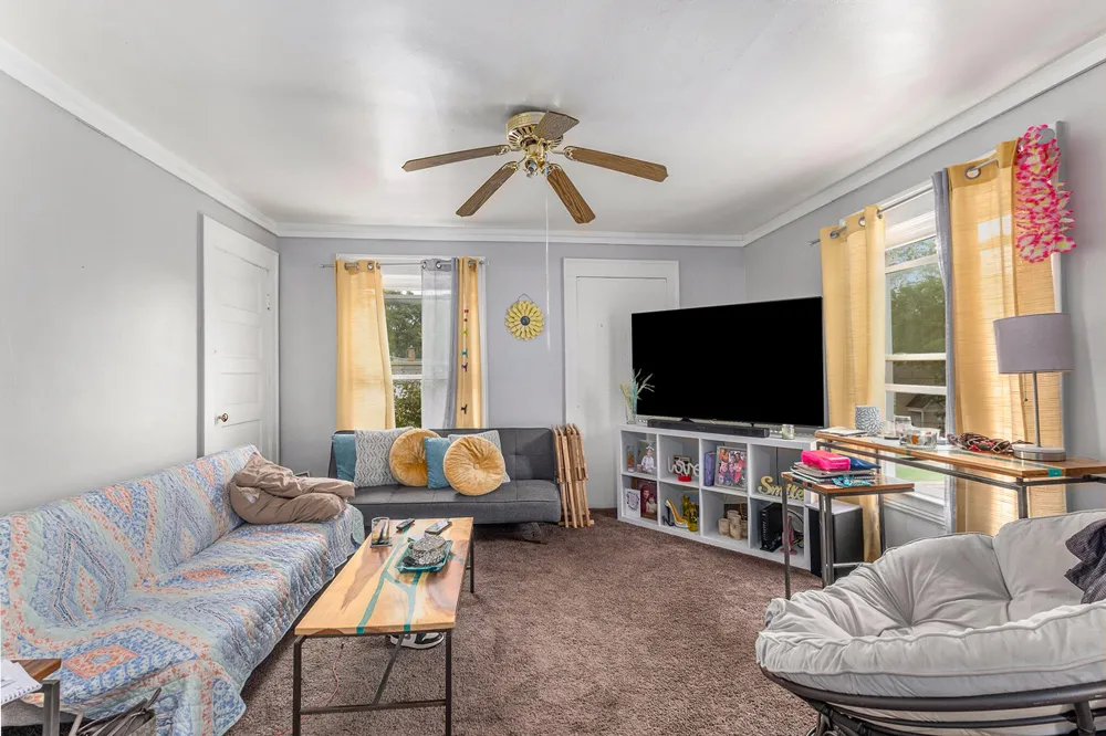 914 Courtney Street NW Grand Rapids, MI 49504