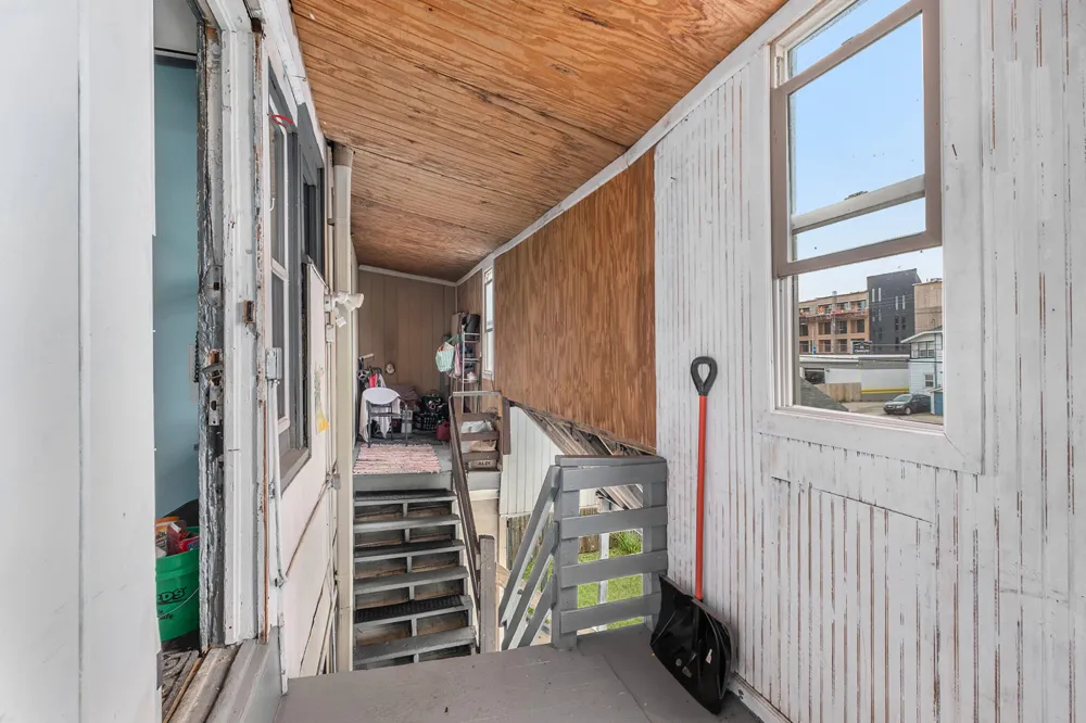 914 Courtney Street NW Grand Rapids, MI 49504