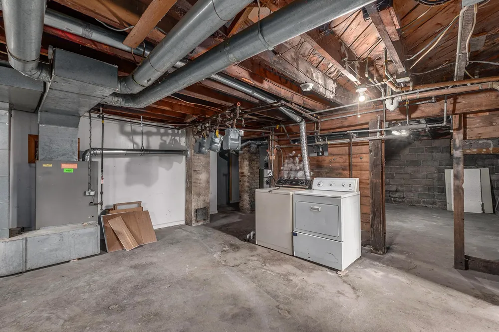 914 Courtney Street NW Grand Rapids, MI 49504