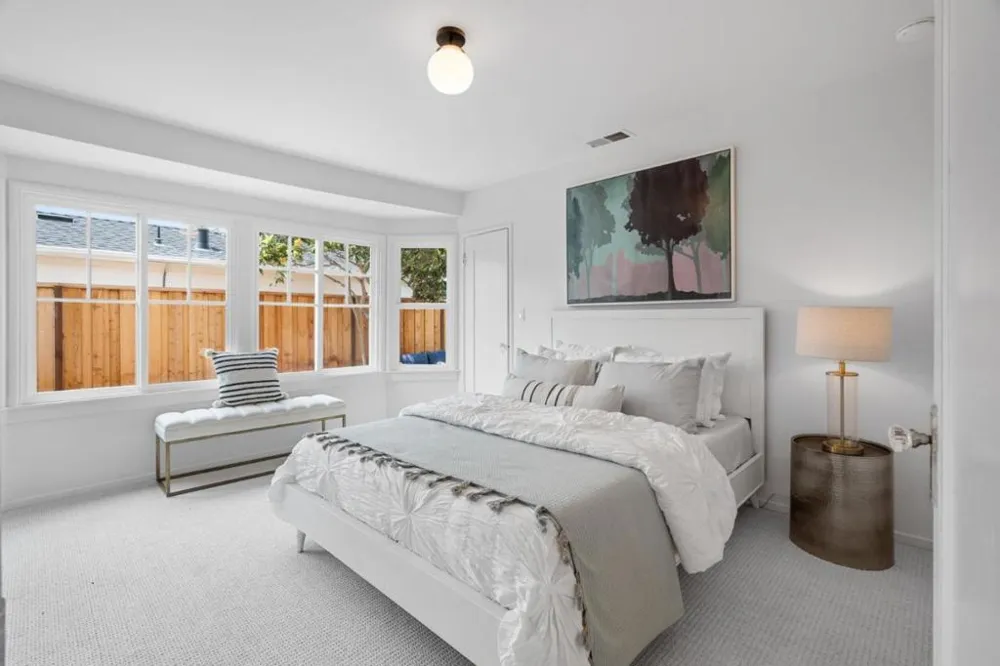 376 Pettis Avenue Mountain View, CA 94041