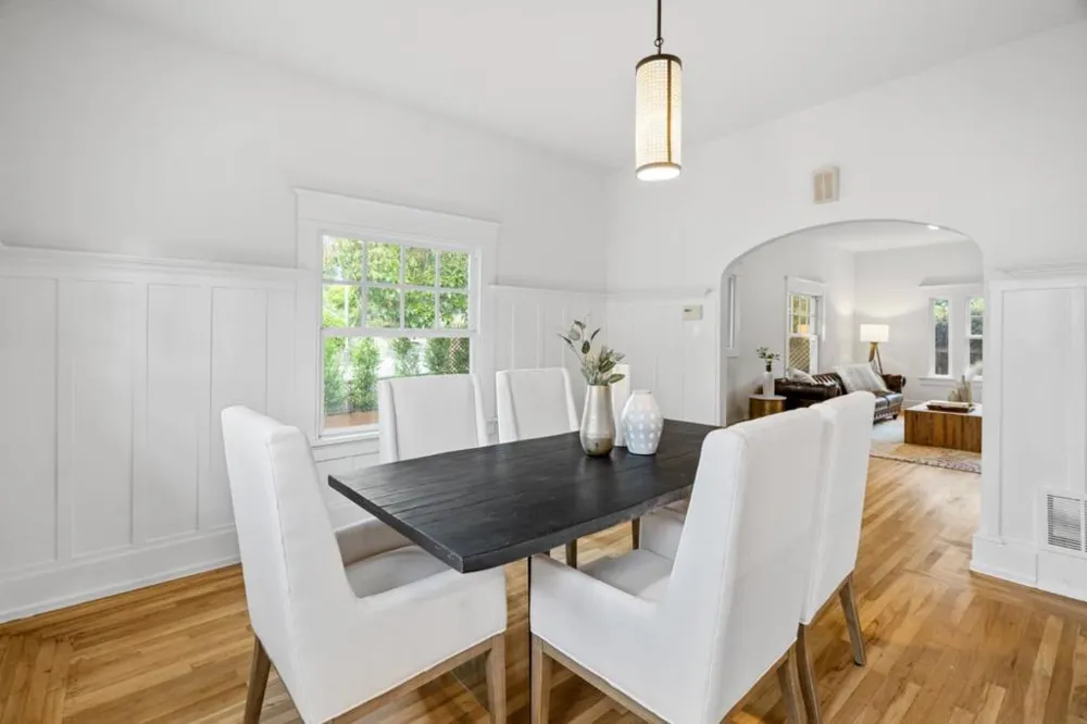 376 Pettis Avenue Mountain View, CA 94041